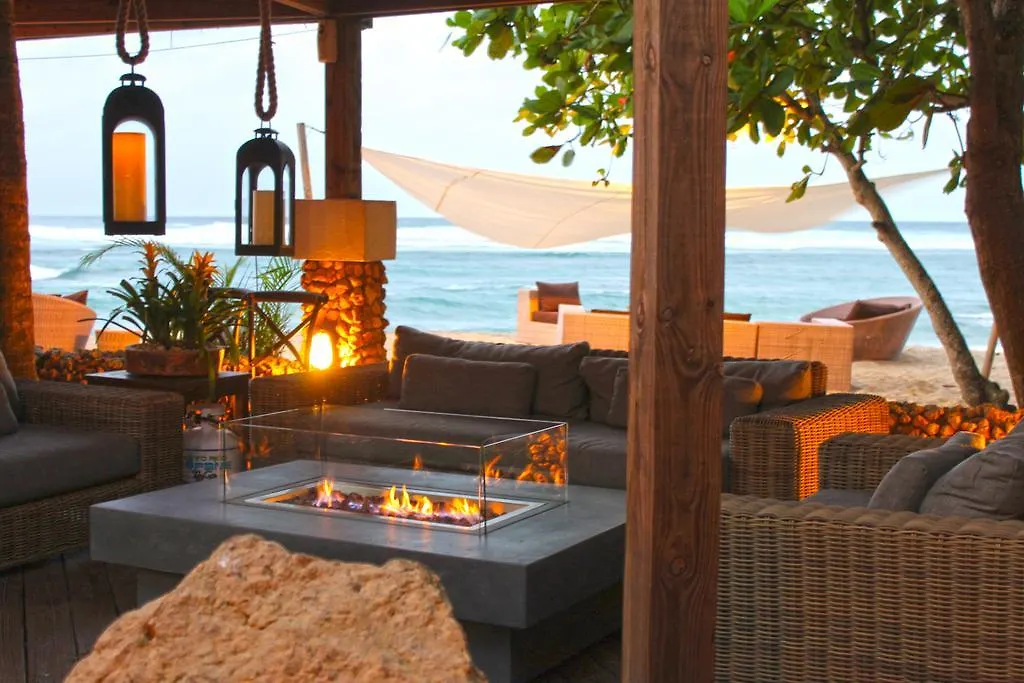 ****  Villa Montana Beach Resort Isabela Puerto Rico